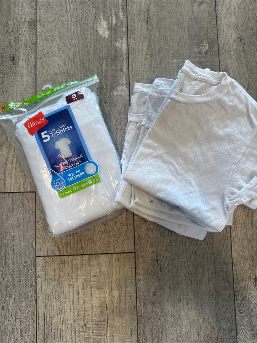 Hanes White Kid’s Crew Neck T-Shirts, 8 used and 5 in a new pack (13 total)